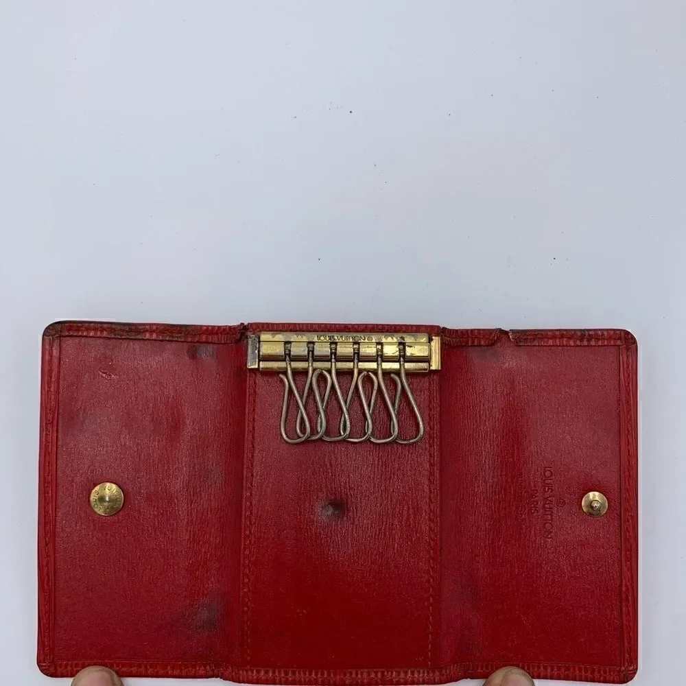 💥AUTHENTIC💥 Louis Vuitton Epi Leather 6 Key Wallet Red